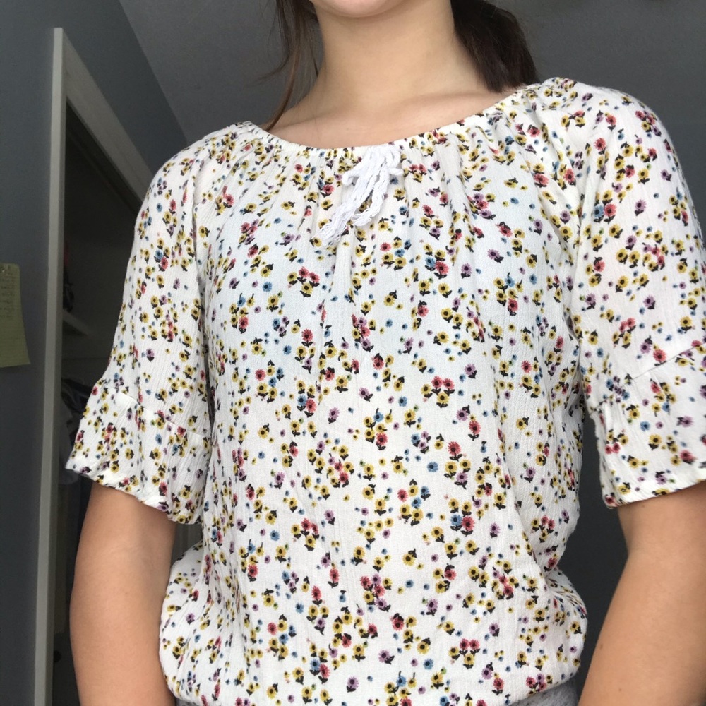 floral blouse